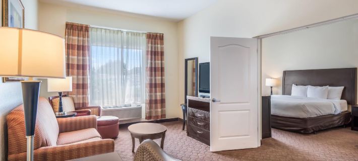Clarion Inn & Suites Central Clearwater Beach Hotels in Pinellas County