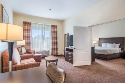 Clarion Inn & Suites Central Clearwater Beach Hotels in Clearwater