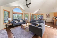 Sunriver Golf Views Hot Tub Escape