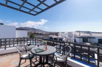 Air-conditioned Villa With Mountain Views, 300m From Coastal Path - Villa Elana - maisons de vacances
