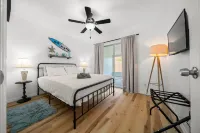 Manatee Cove Retreat | Pet-Friendly Coastal Home Sleeps 6