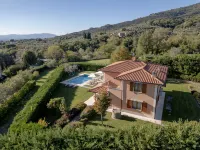 Villa in Tuscany with pool
