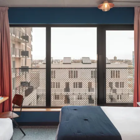 Eklo Hotels Nantes City Center - Île de Nantes Отели рядом с достопримечательностью «Иль-де-Версаль»