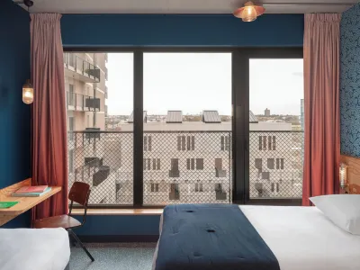 Eklo Hotels Nantes City Center - Île de Nantes Hotels near Atlanbois