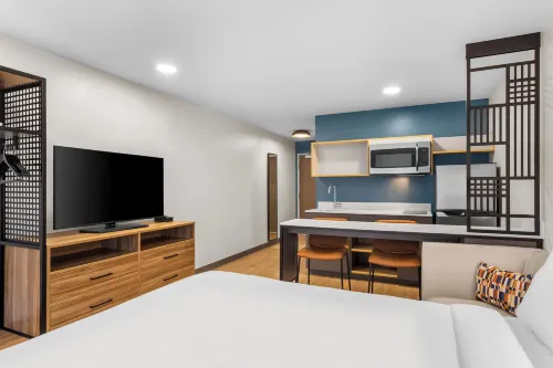 StudioRes by Marriott Leland