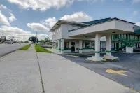 OYO Hotel Douglas GA US-441