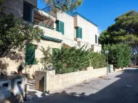 Casa Onda Hotels in Maruggio