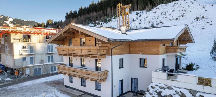 Alpenglück Apartments by we rent Hotels in Saalbach