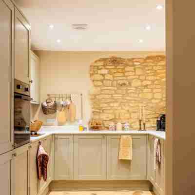 Beechwood Cottage Banham Cottages Dining/Meeting Rooms