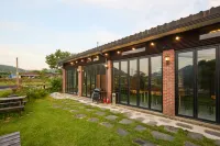 Seongju Solmaru Pension - Homestays