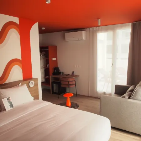 Hôtel Beau Rivage Отели в г. Руайан