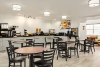 Microtel Inn & Suites by Wyndham Salt Lake City Airport - Parking
