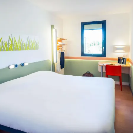 Ibis Budget Troyes Est Отели рядом с достопримечательностью «Стадион «Стад де л’Об»»