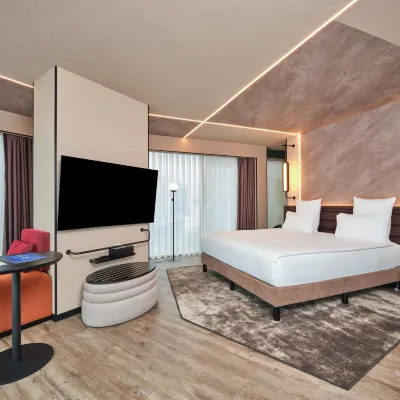 Novotel Istanbul Bomonti Hotels near Bomontiada