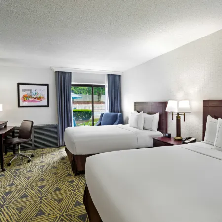 DoubleTree by Hilton Washington Meadow Lands Casino Area