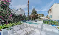 Les Bleus d Amen Heated Pool Blue Villa - Villas