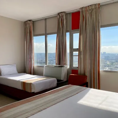 Coastlands Durban Self Catering Holiday Apartments Durban CBD 올리브 컨벤션 센터 주변 호텔