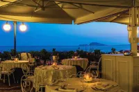 Bajamar Beach Hotel