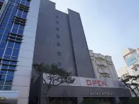 鵲田阿碼雷飯店 林鹤附近的飯店