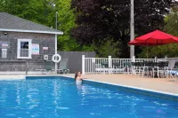 Aspinquid Resort - Pool