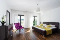 Luxury City Villa Trogir - Villaer