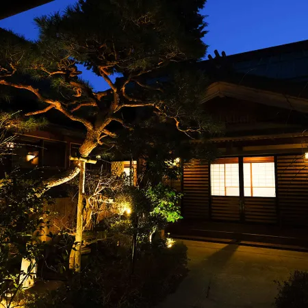 Zenkoji Temple Yakuoin Отели рядом с достопримечательностью «Храм Зенкоджи»