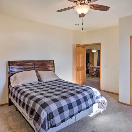 Quiet Newcastle Apartment w/ Step-Free Access