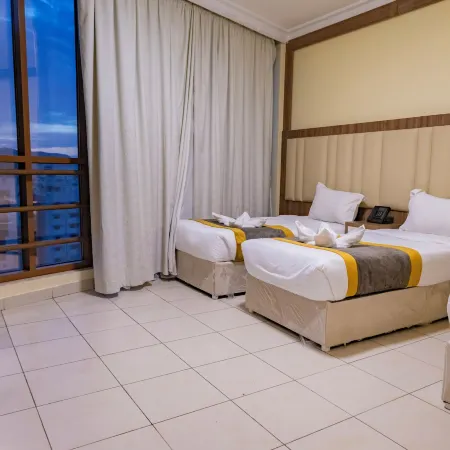 Diyafa Al Mukhtara Hotel Отели рядом с достопримечательностью «Зеленый купол»
