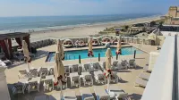 Caesars Atlantic City- A Caesars Rewards Destination - Beach