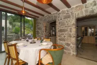 Villa Salvia - Holiday House with Pool - - 3-Star