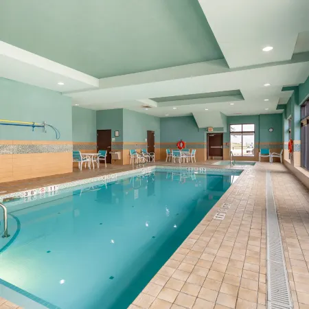 Holiday Inn & Suites EDMONTON ARPT - CONFERENCE CTR by IHG