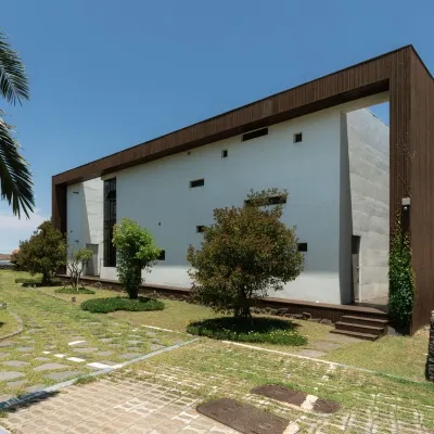 Dadam aewol hana Hotel berhampiran Perpustakaan Awam Aewol