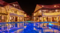 The Pool Resort Villa HASTAMANANA -  Ferienhäuser