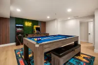 Peak State Hot Tub Sauna Arcade - Hot Tub