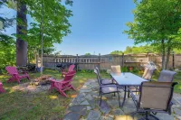 Near Bates & Bowdoin Colleges + Local Nature Park! - Apartments