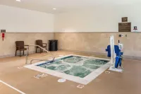 Comfort Suites Midland West - Hot Tub