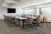 Delta Hotels Calgary South - Water Park
