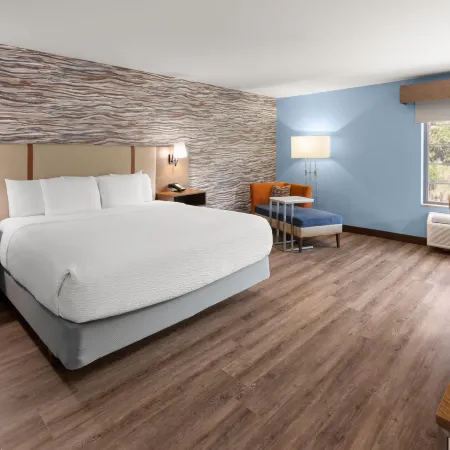 La Quinta Inn & Suites by Wyndham Ruidoso Downs