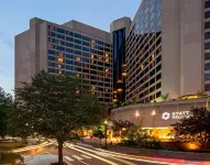Hyatt Regency Crystal City - parking
