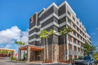 Comfort Suites Fort Lauderdale Airport & Cruise Port - parking