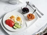 Mercure Medias Binderbubi Hotel and Spa - sarapan
