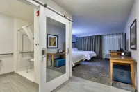Hampton Inn Salina - acceptant les animaux