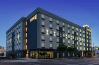 Home2 Suites by Hilton Phoenix Downtown - Kitchens