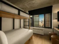 Hotel 38 New York City, Tapestry Collection by Hilton - balcony