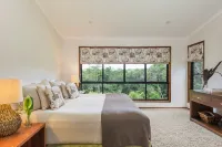 Spicers Tamarind Retreat - parking
