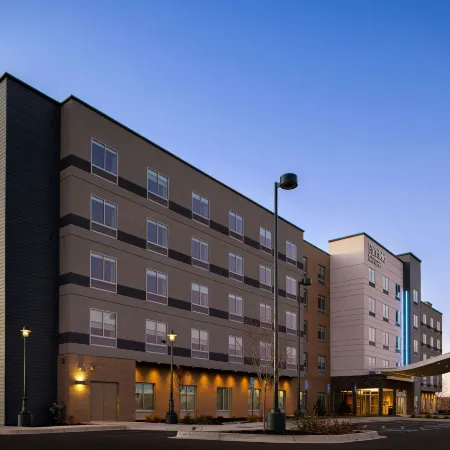 Fairfield Inn & Suites Denver Airport at Gateway Park