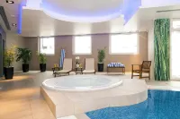 Appart Hôtel - Residhome Paris Massy - Spa