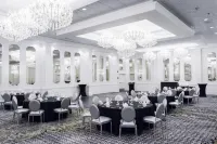DoubleTree by Hilton Tallahassee - bar