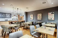 Premier Inn Leipzig City Hahnekamm - 3 Yıldız