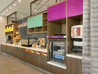 Home2 Suites by Hilton Minneapolis University Area Hotels near Dinkytown